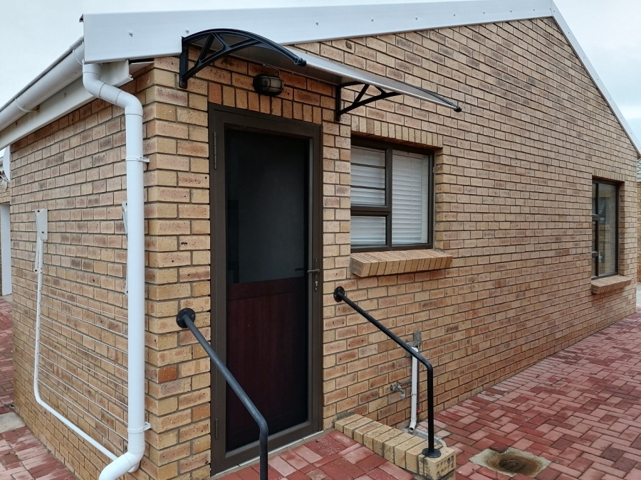 2 Bedroom Property for Sale in Jeffreys Bay Central Eastern Cape